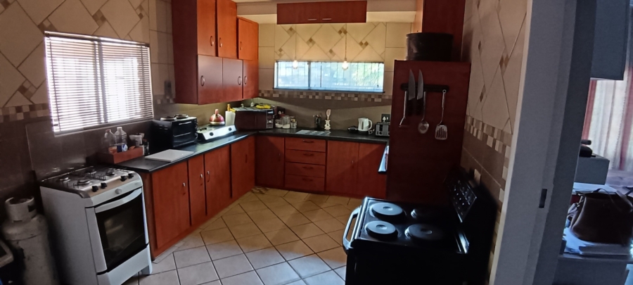 3 Bedroom Property for Sale in Lourenspark North West